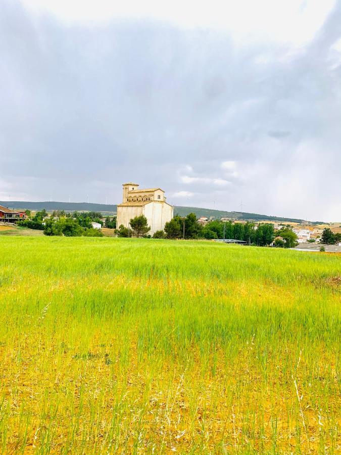 Hotel El Prado By Vivere Stays Carrascosa del Campo Bagian luar foto